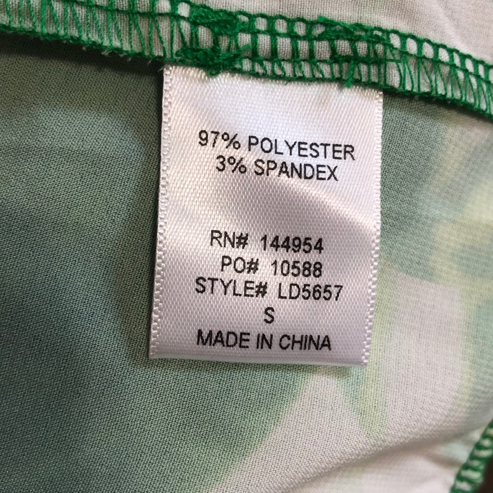 Luxxel NWT S Green & White Wrap Dress with Ruffles - Picture 7 of 8